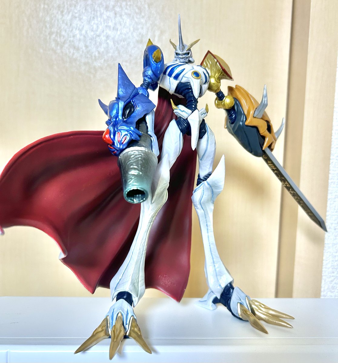 RT @vickeblanka_: 一番くじ デジモンアドベンチャー A賞オメガモン魂