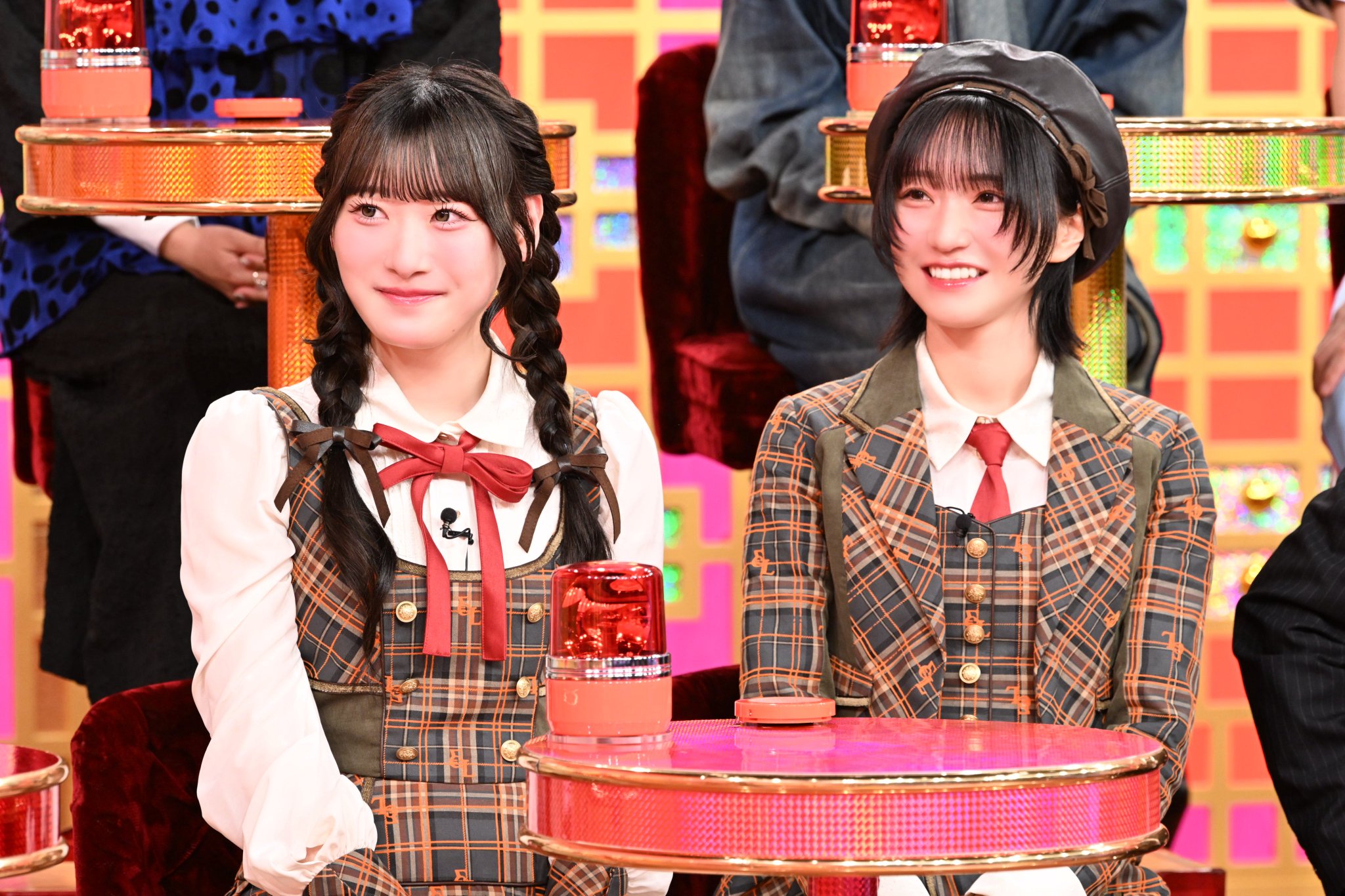 二科会会員・齋藤三郎 人気の赤いドレスの少女 楽天市場】【安心の日本