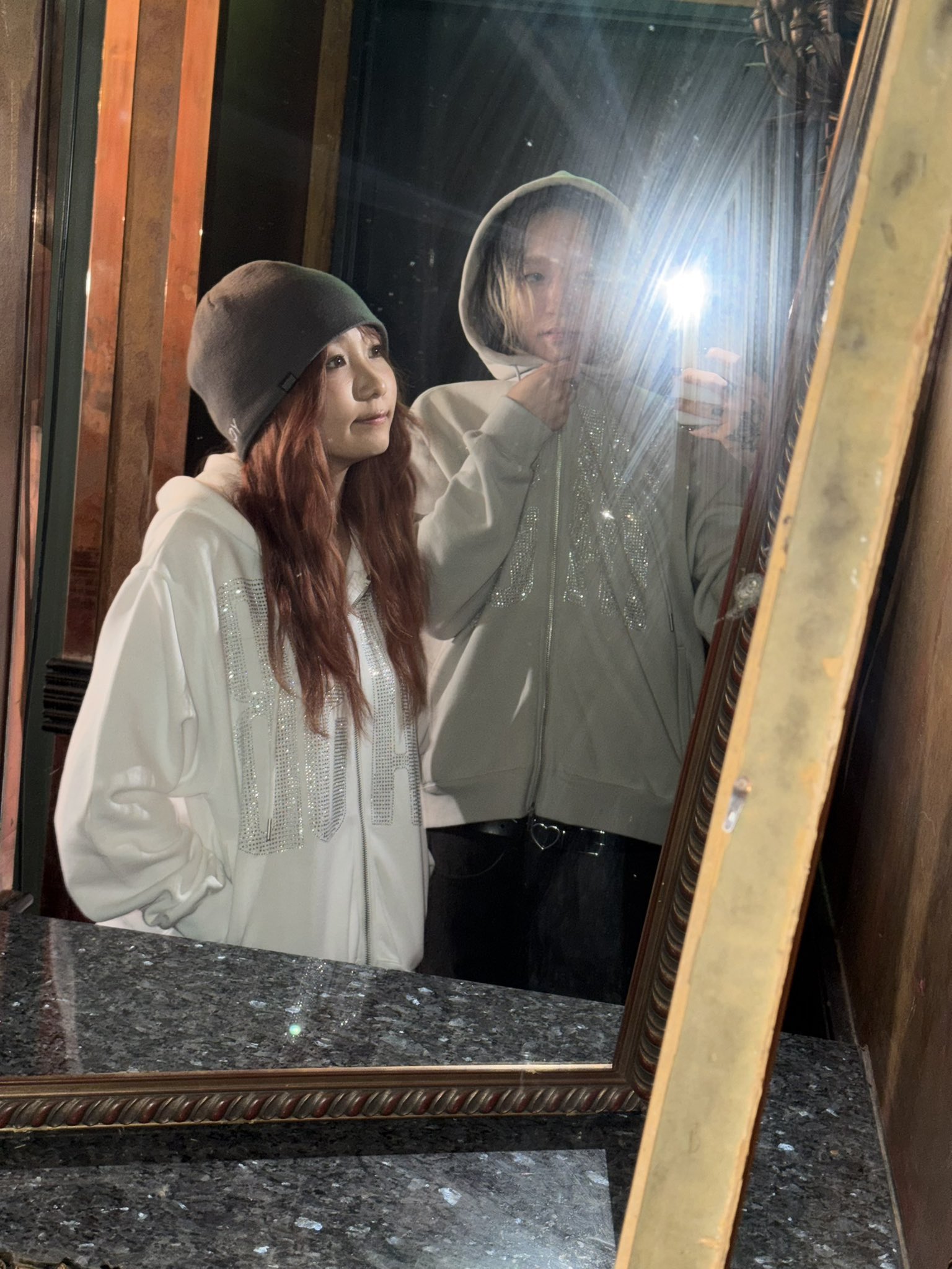 YOASOBI 大正浪漫パーカー YOASOBI 大正浪漫 パーカー YOASOBI Online