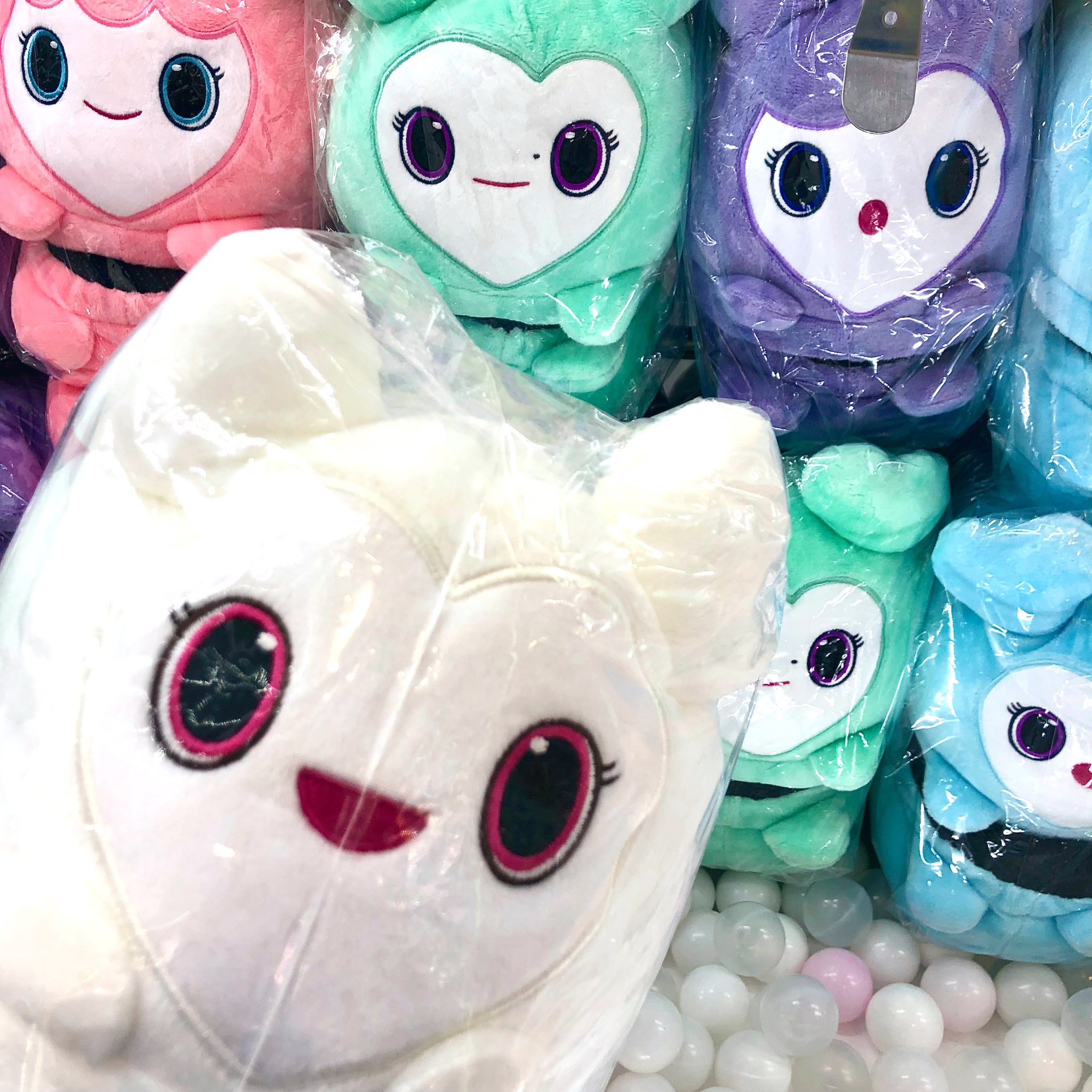 TWICE LOVERYS ぬいぐるみスリッパgigo ツウィ&モモ おまけ付き TWICE