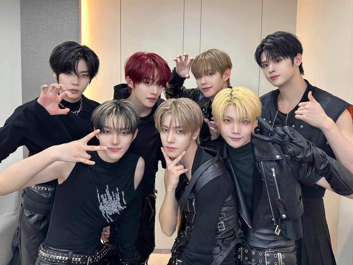 CLOSE YOUR EYES クルユア ツーショット 2ショット スンホ CLOSE YOUR