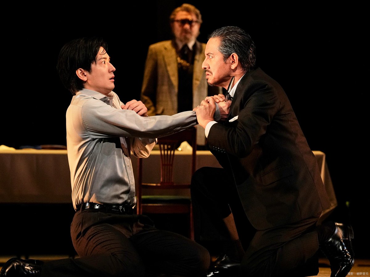 世田谷パブリックシアター】『みんな鳥になって』公式