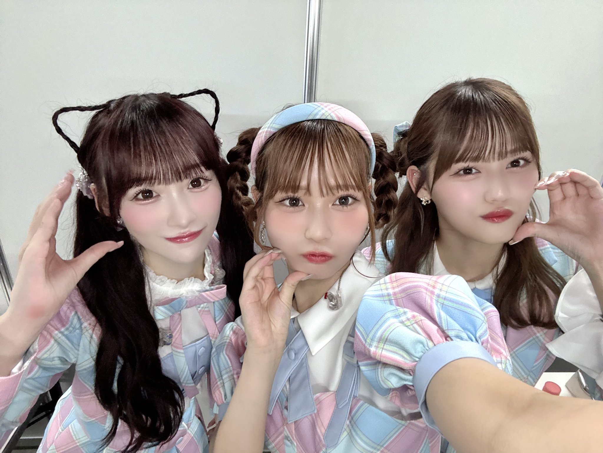 イコラブ 大場花菜 シナモロールコラボ 直筆サイン チュウ コンプ LOVE