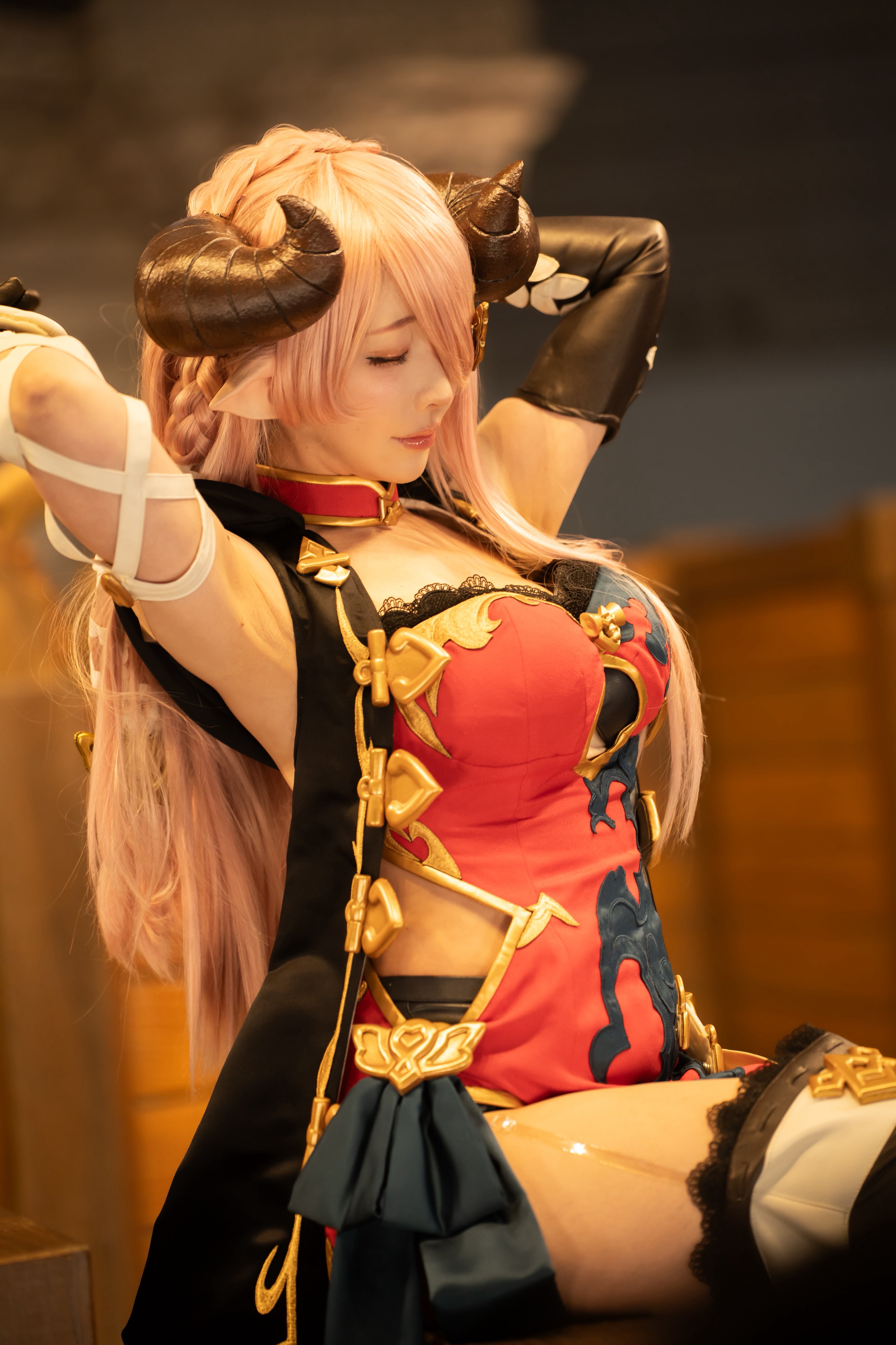 ハイパーメガトンラクエン みぃこ ナルメア タペストリー みぃこ