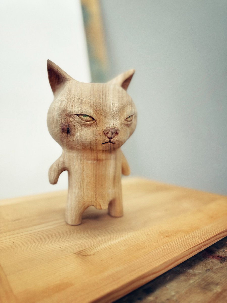 田島享央己 Takaoki TAJIMA 鶴のポーズをする猫 フィギア サイン入田島