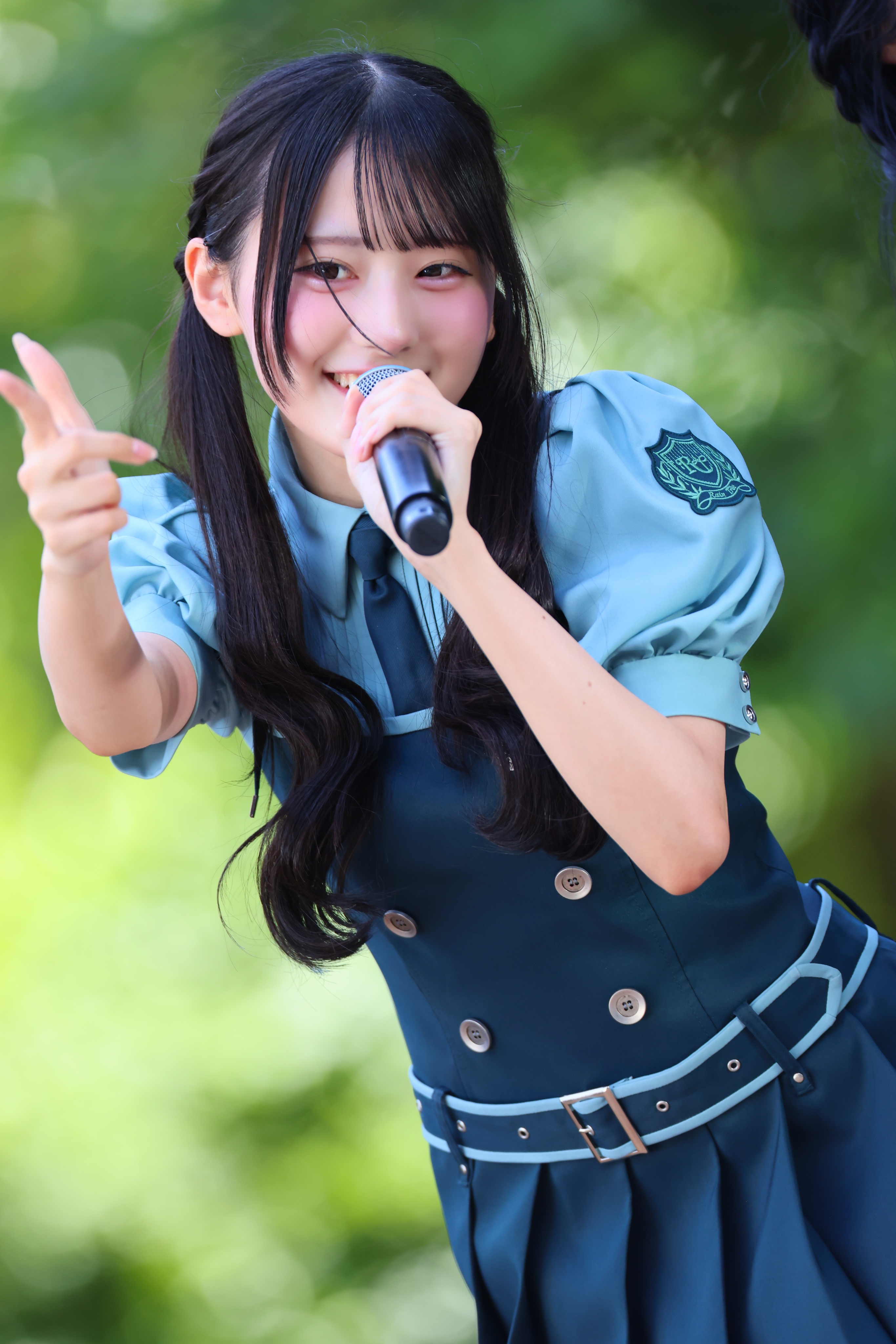 綾瀬ことり 直筆サイン入り生写真RainTree レインツリー