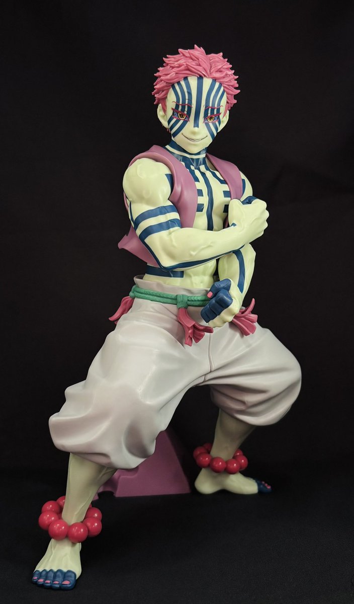 鬼滅の刃 Grandista 猗窩座 フィギュア 成型色感が強いですけど、造形