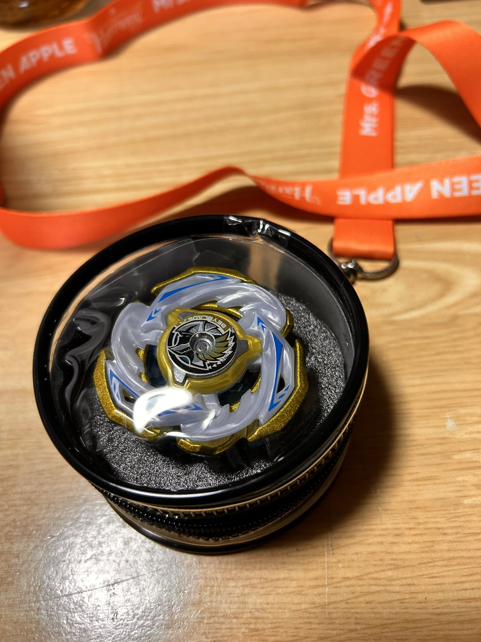 ベイブレードx ワルキューレボルトS.4-70.V BEYBLADE X CX-00