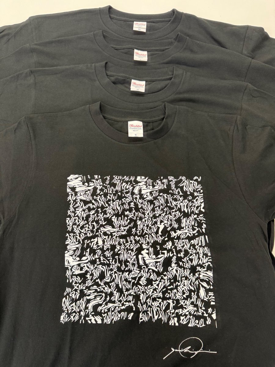 今週末くらいに販売らしいよ！ 多分土日！ みんなnull²の公式シャツに