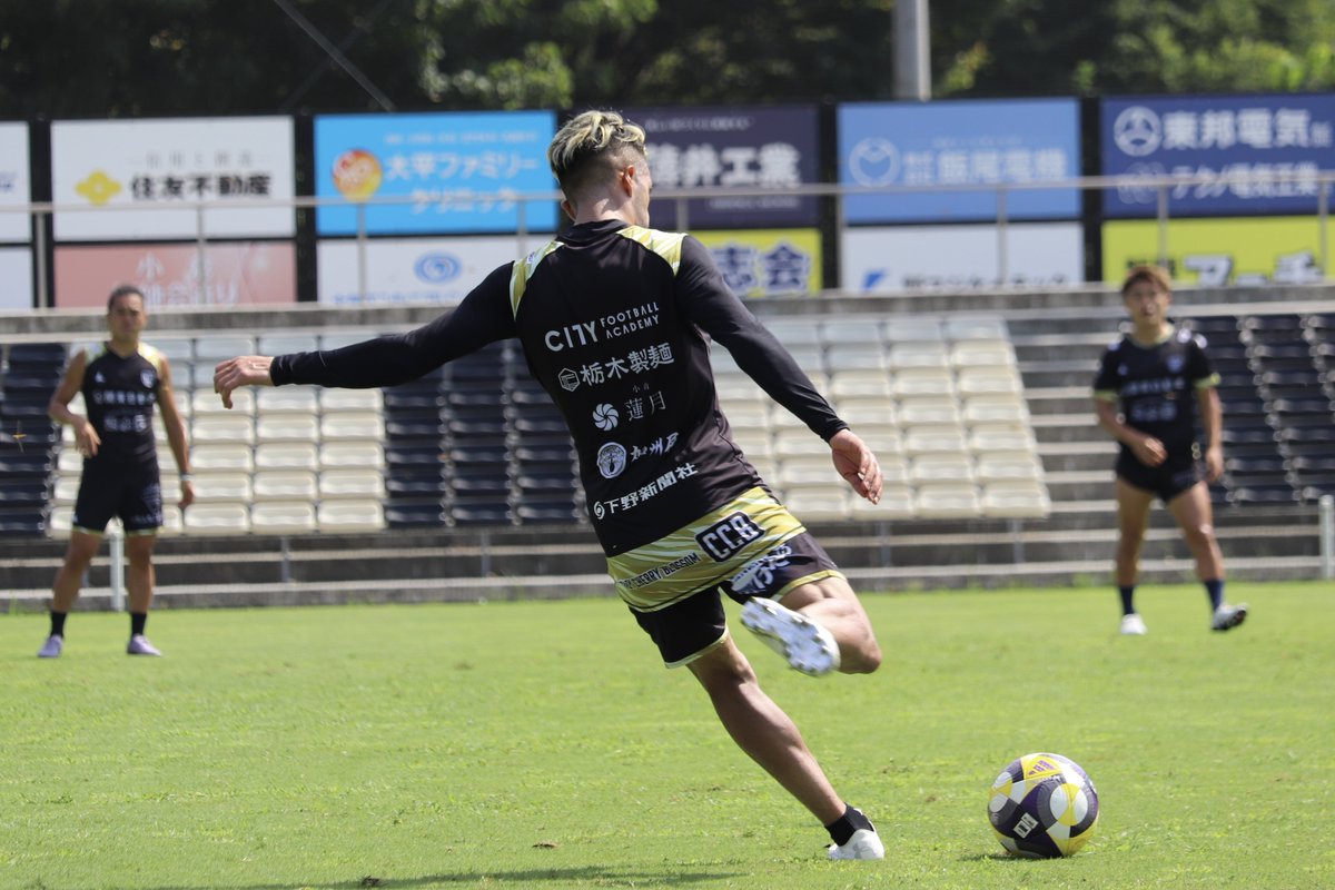 TOP】 #バスケスバイロン 選手が本日よりチームに合流🤝 シティの