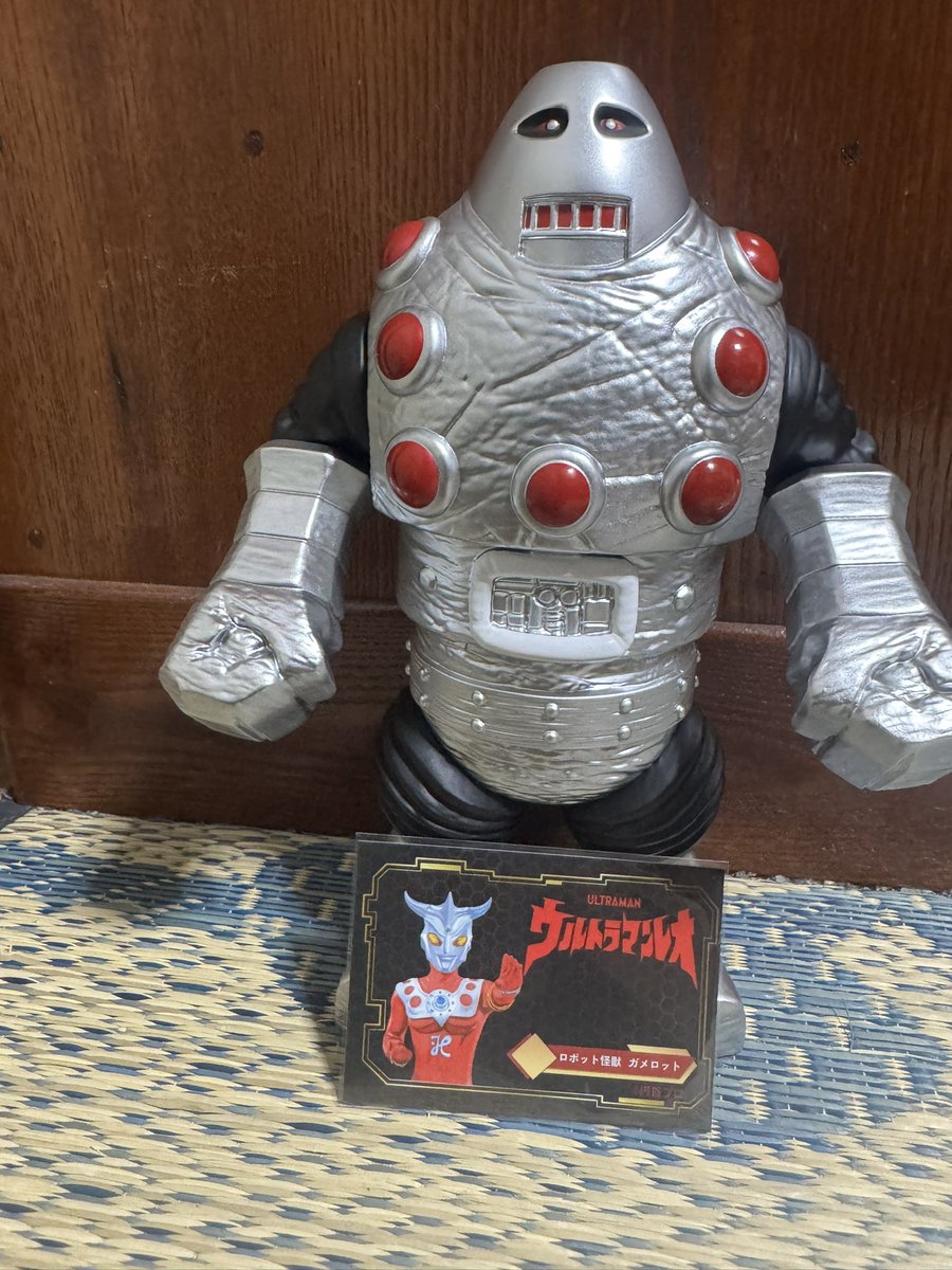 さくらトイズ Y・MSF ウルトラマンA ブロンズ像風 レトロソフビ さくら