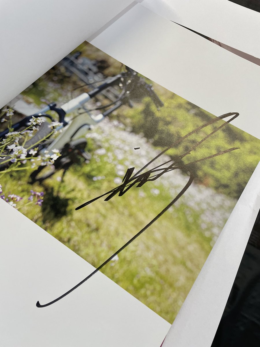 谷山紀章50歳記念写真集 KRONICLE」好評発売中】セブンネット