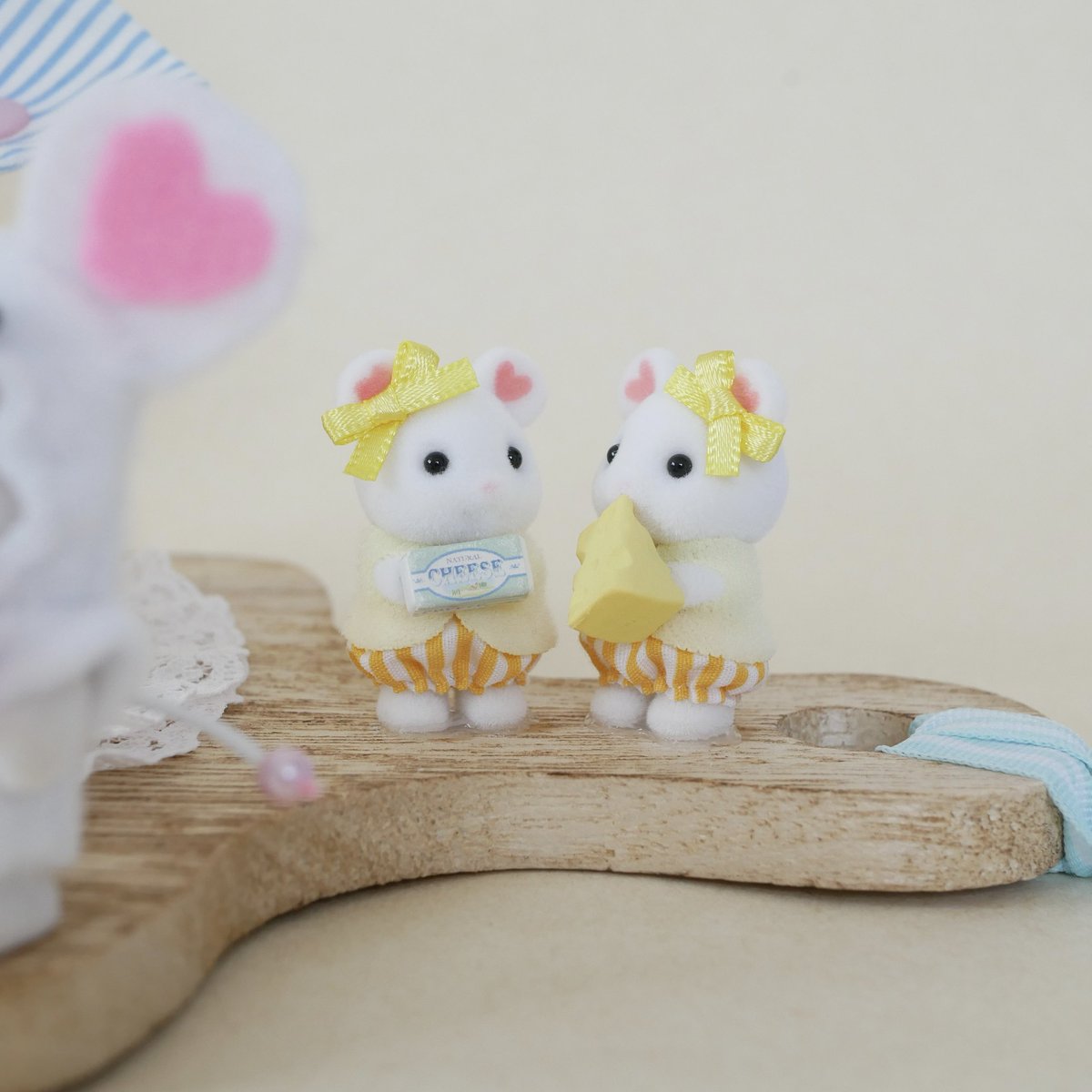 10000円→8000円❗️手作り額付き作品 title「晴れ晴れニャンコ