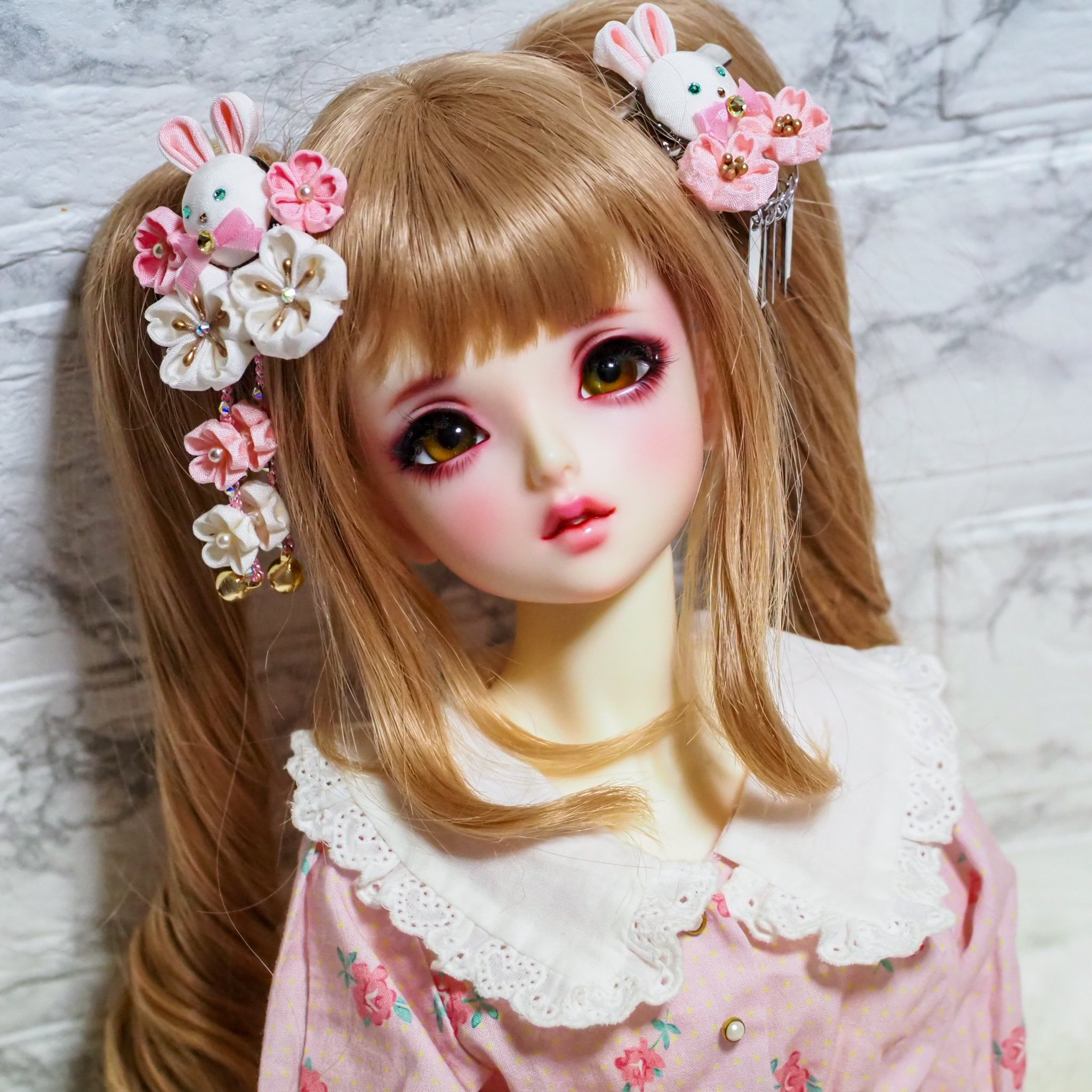 髪飾りViVi～簪3本付き・和モダン白黒赤金～成人式 結婚式 花魁