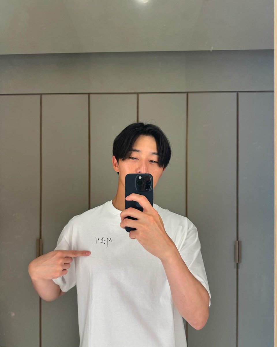 パク・ソジュン、ファンミのために準備したTシャツでときめき表す