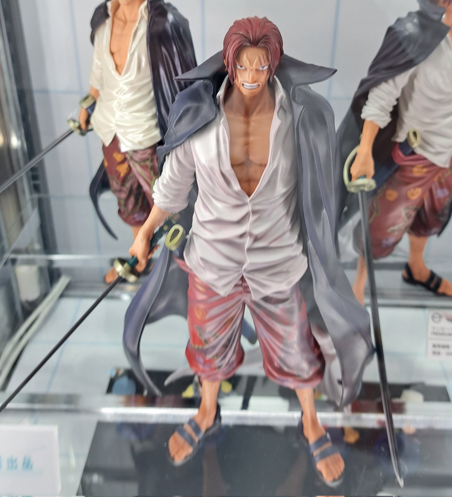 ワンピース シャンクス フィギュア バンプレくじ A.B.C賞 メタリック