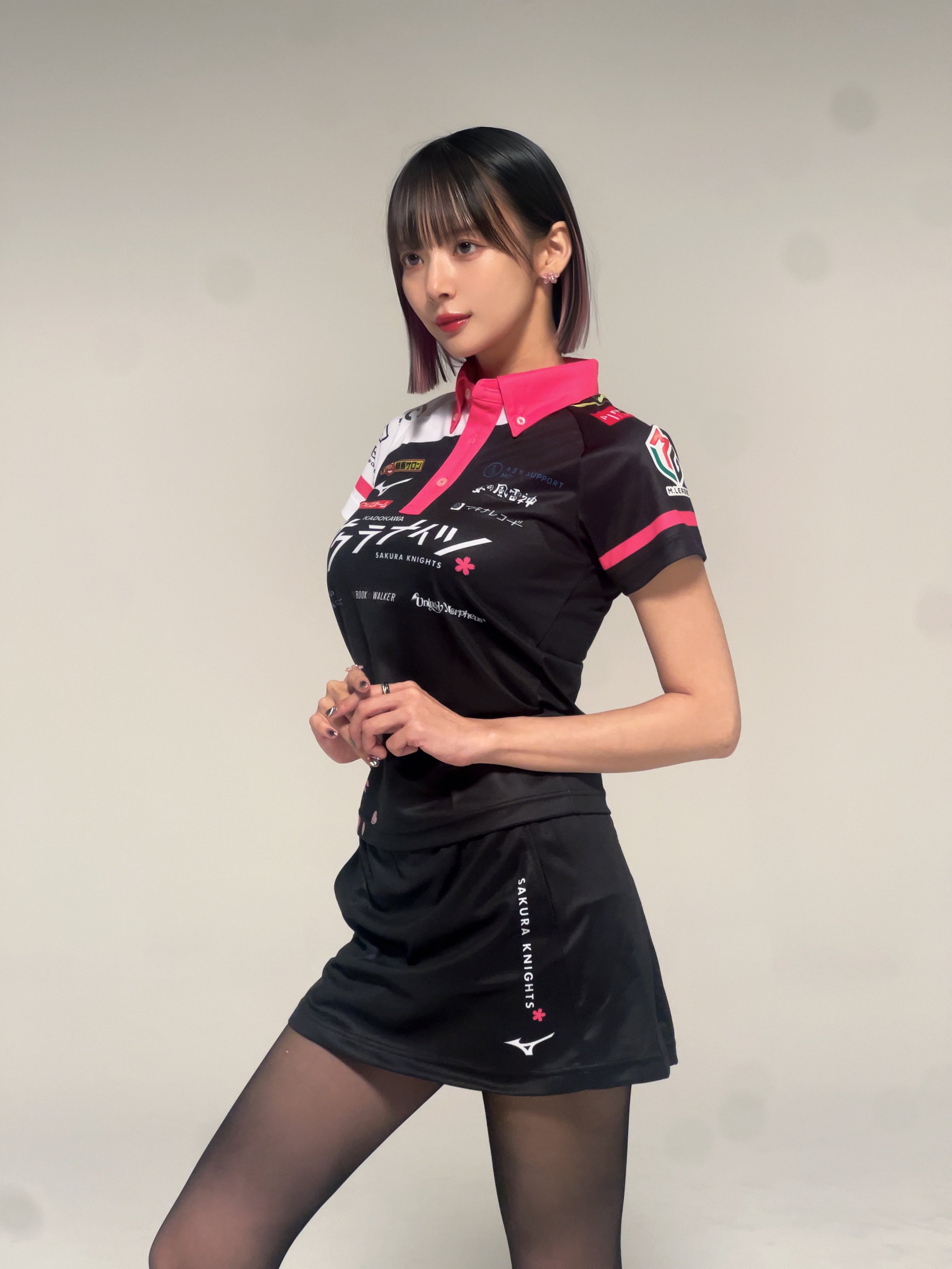 新品未開封 Mリーグ サクラナイツ レプリカユニフォーム 岡田紗佳