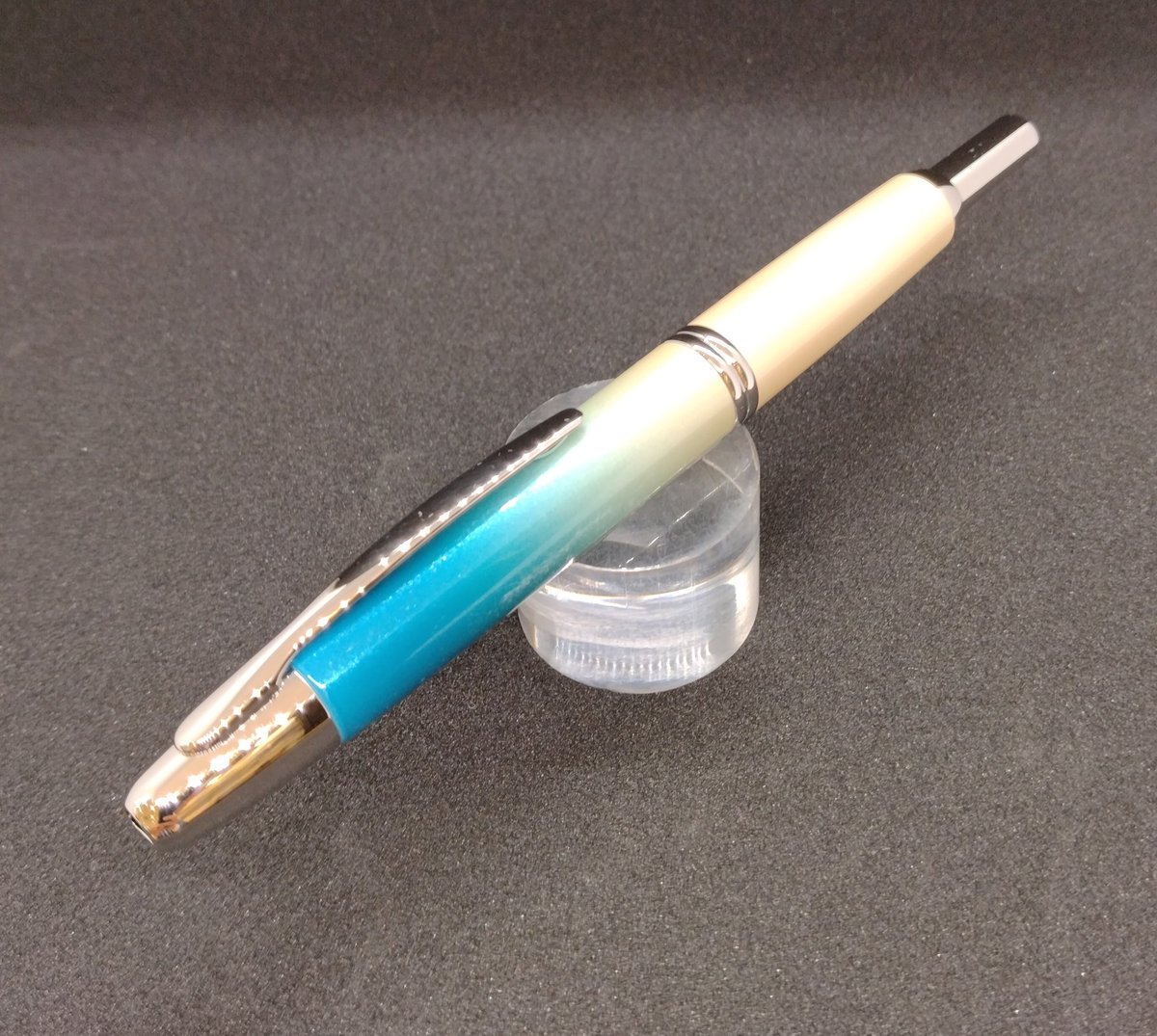 1F高級筆記具売場】 ＃パイロット🇯🇵 ＃キャップレス万年筆🖋️ 2024