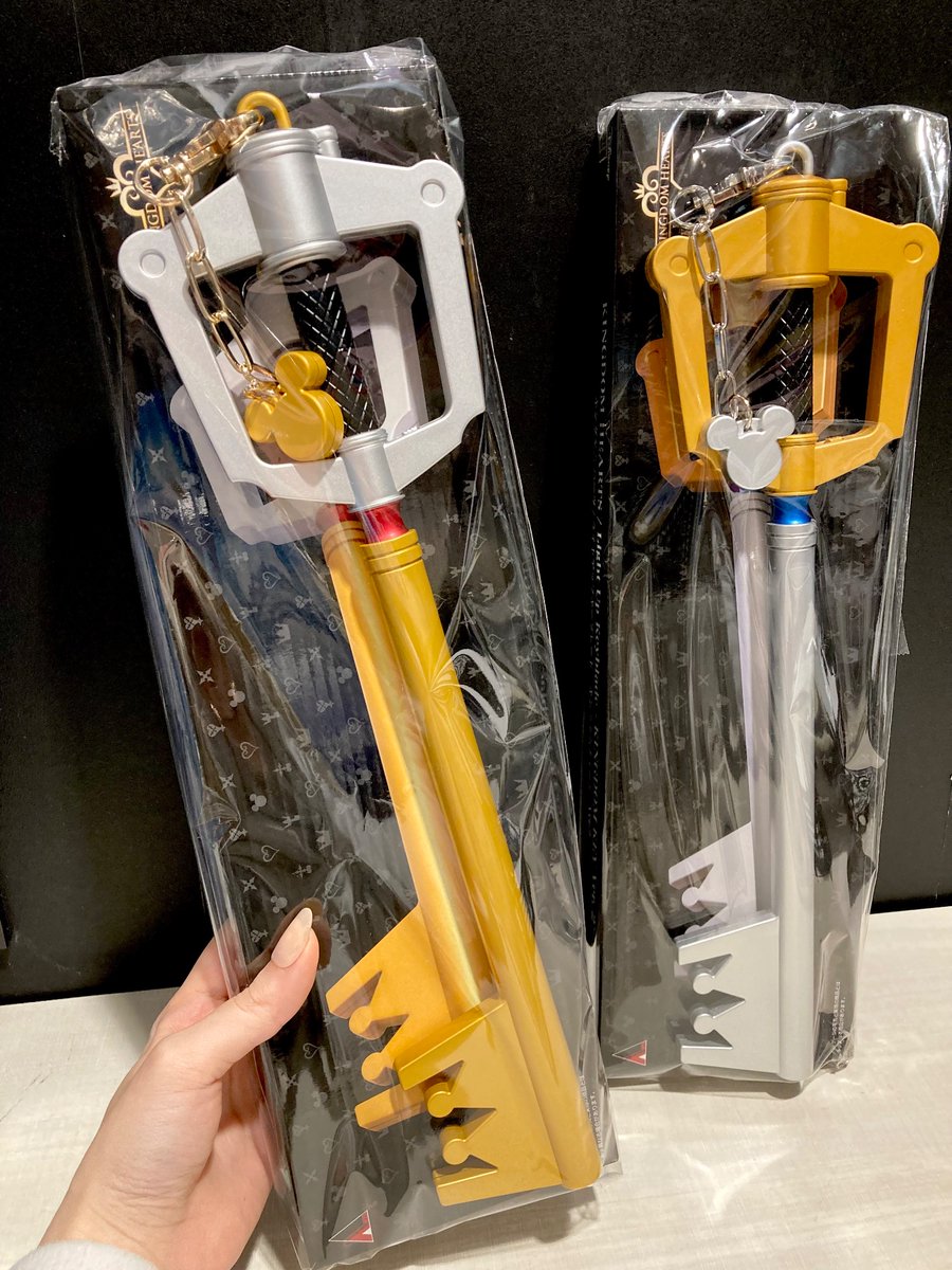 ✨新商品✨ 【KINGDOM HEARTS】 「ライトアップキーブレード