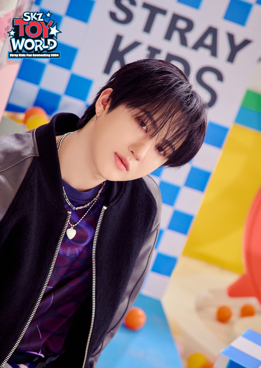 straykids スキズ ヒョンジン 最も安い プロデュース パーカー