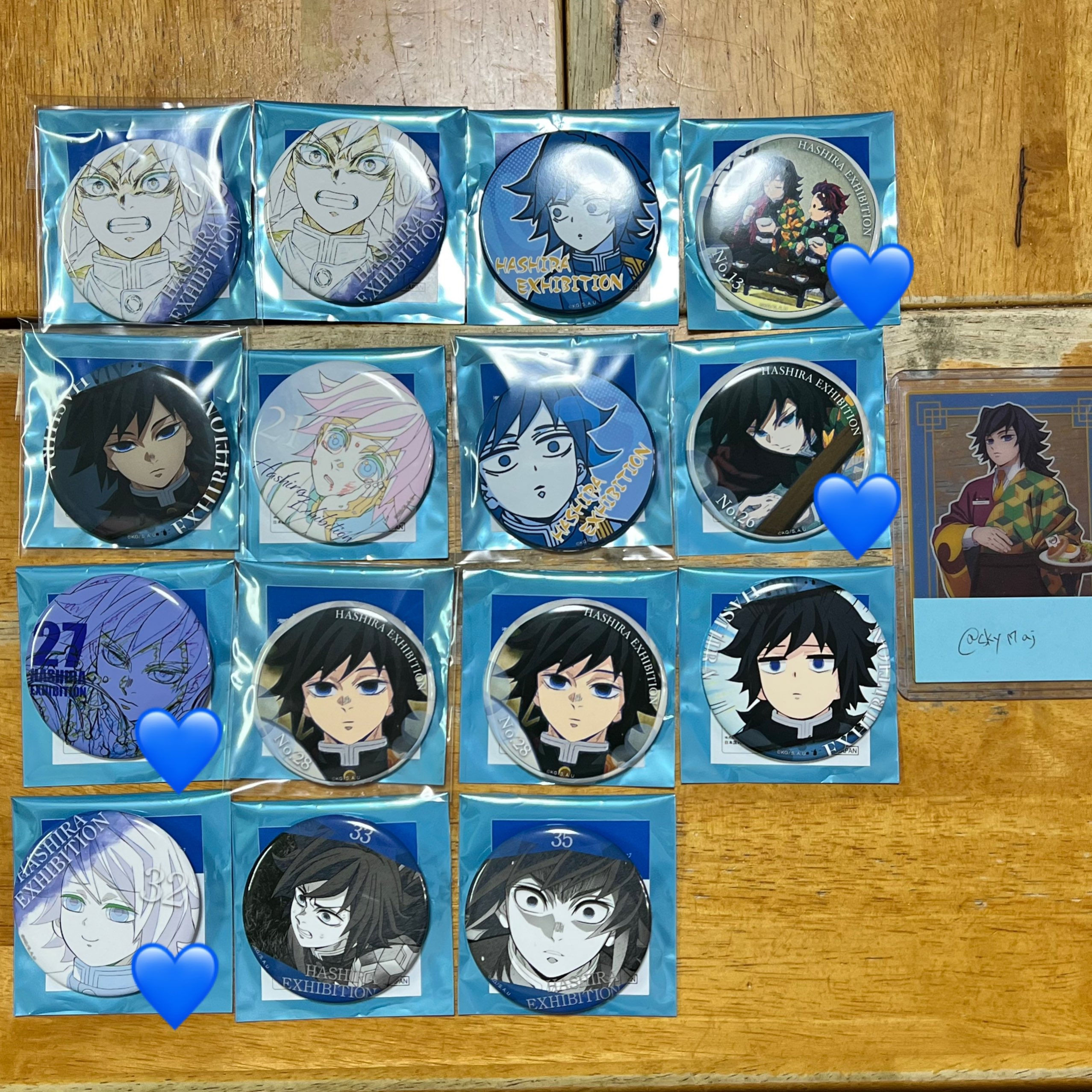 鬼滅の刃 USJ ランダム缶バッジ 冨岡義勇 鬼滅の刃 冨岡義勇