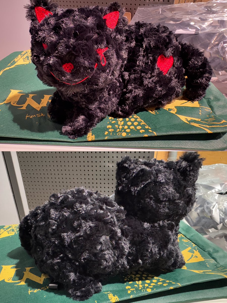 米津玄師 ねこちゃん BLACK AND RED リイシューねこちゃん BLACK AND