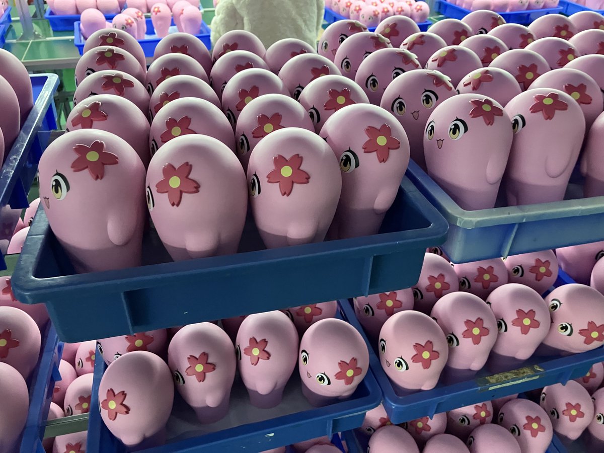 SqLA ソフビ SqLA 個人グッズ受注販売開始のお知らせ - RIDDLE