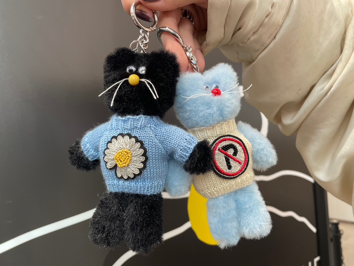 PEACEMINUSONE X MONAMHEEぬいぐるみキーリング2種