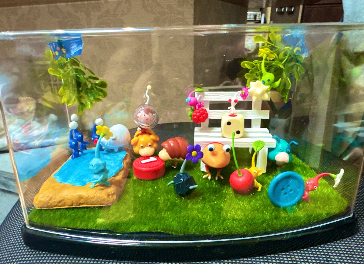 ジオラマセットオマケ（ピクミンチョコエッグ）付きケース付き