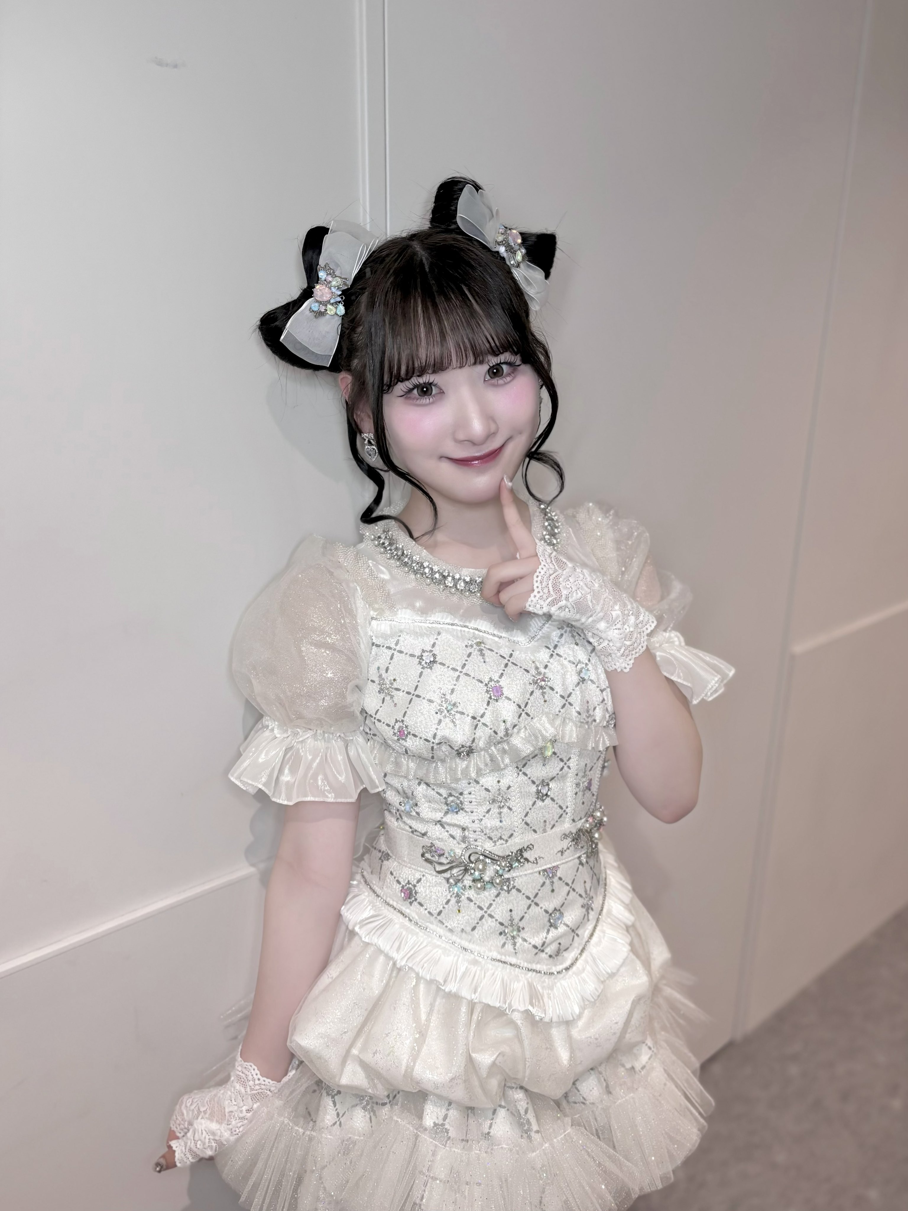 LOVE（イコラブ）／アリーナツアー2025 衣装②齋藤樹愛羅 直筆 生写真