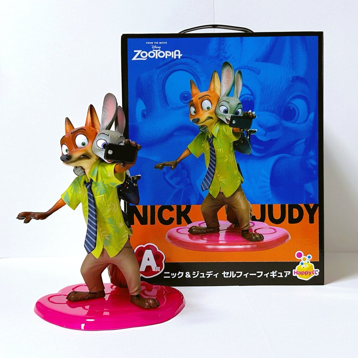 Happyくじ『ズートピア』のA賞〈ニック＆ジュディ セルフィー