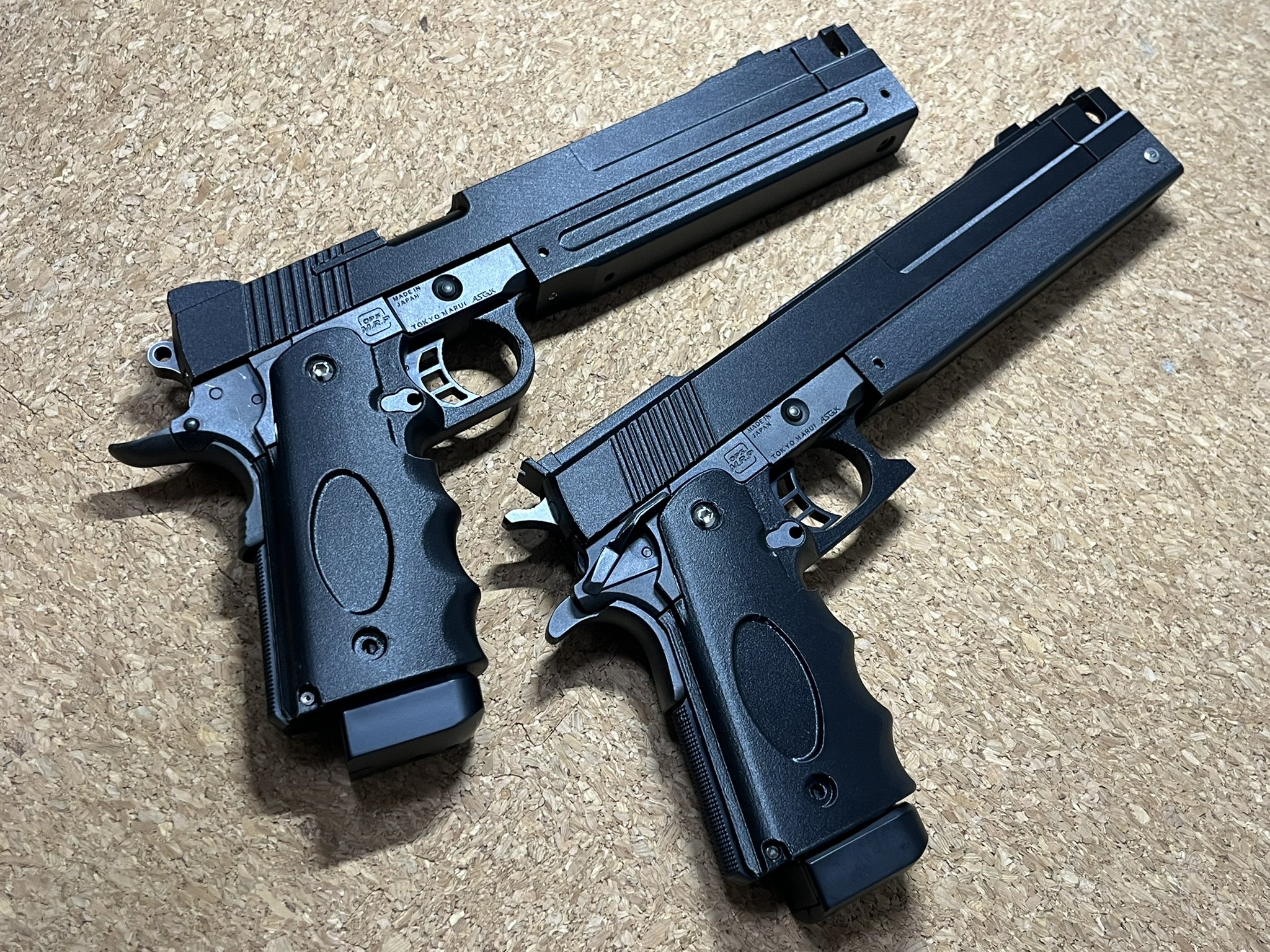 大日本技研 デビルメイクライ エボニー&アイボリー ガレージキット完成