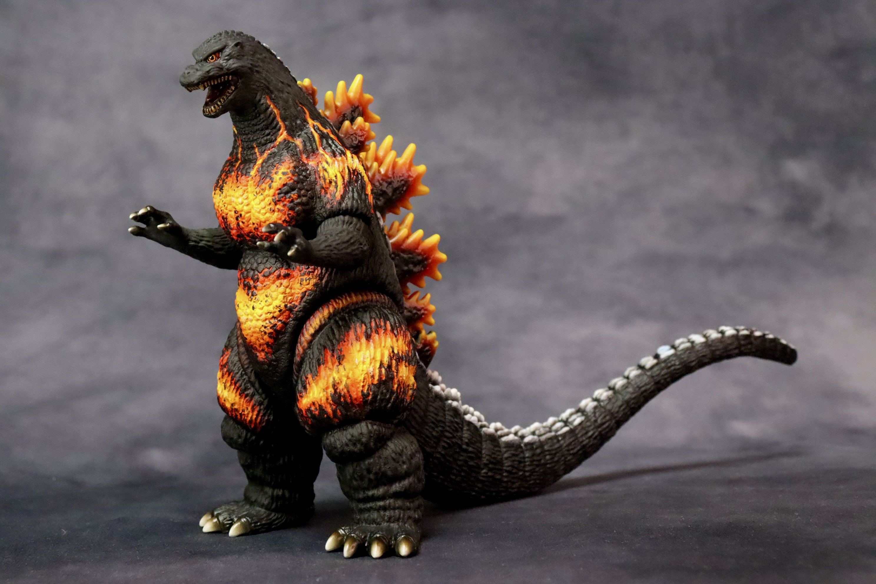 ムービーモンスターシリーズ バーニングゴジラ メタル塗装 リペイント