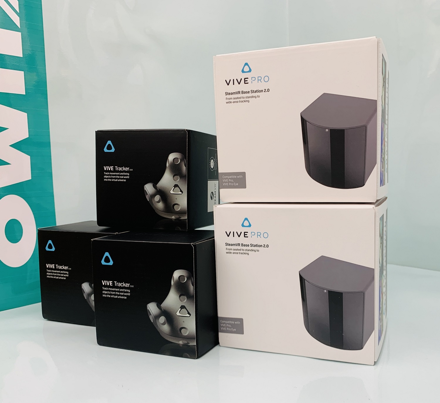 Viveトラッカー3.0 4個 BASE ステーション2.0 2個セット Amazon.com