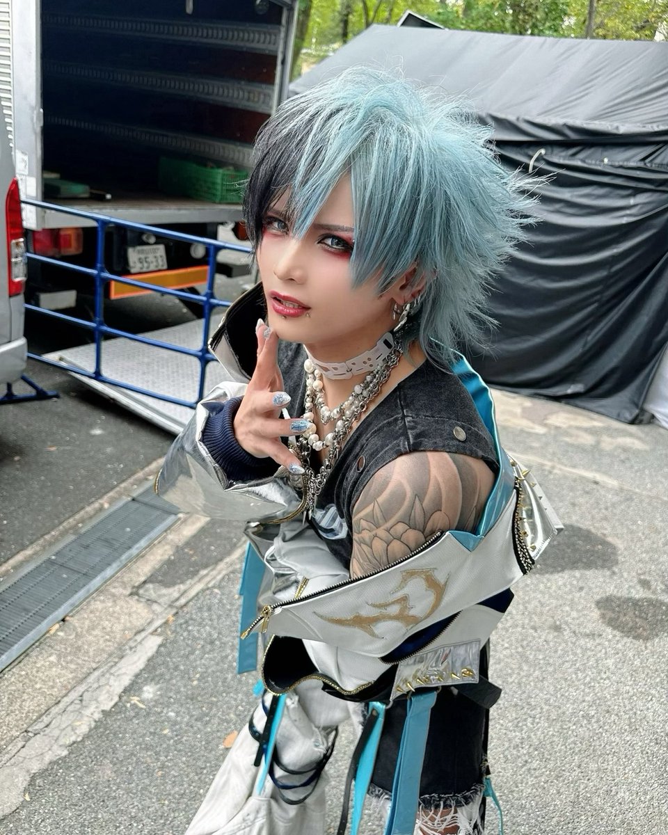 Royz 昴 MASKED Tシャツ