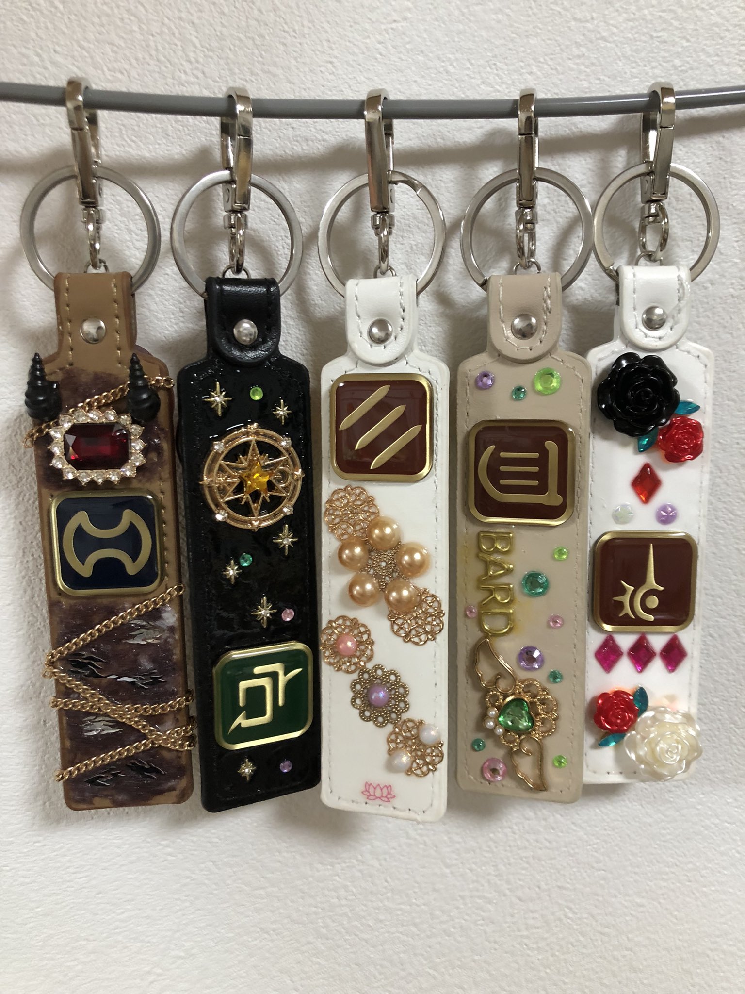 FF14 アゼム ジョブアクリルキーホルダー ジョブピンバッジ セット