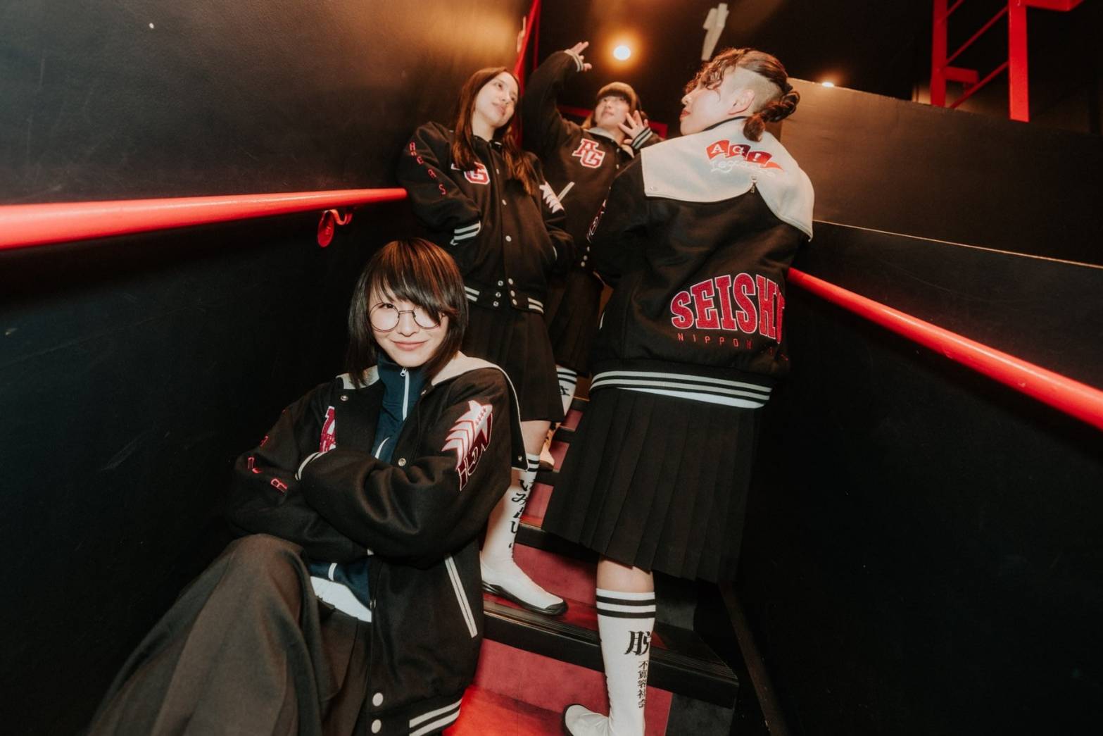 非売品】新しい学校のリーダーズ docomo Spotifyスタジャン 非売品