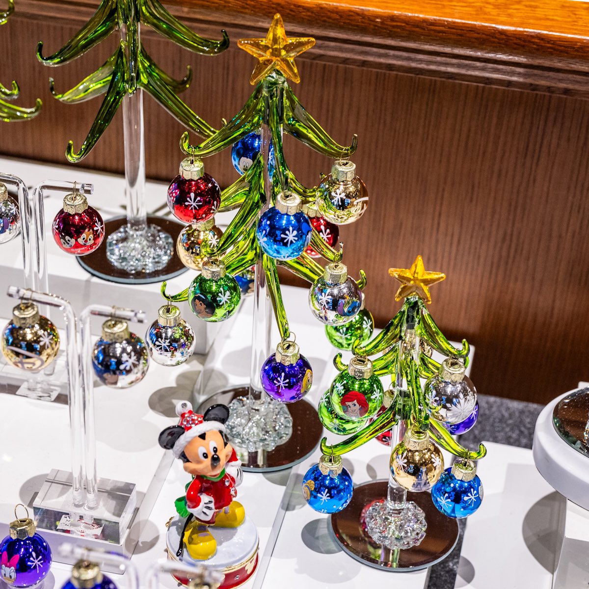 18種のオーナメントから選べる！ 東京ディズニーランド｢ガラスの靴