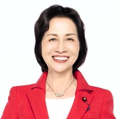 高市早苗 総裁のポスター型カレンダーは、党員以外の方でも、 #自民党