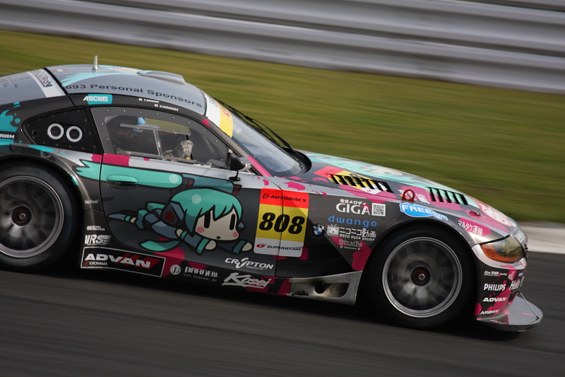 タミヤ 初音ミク Studie GLAD BMW Z4 TT-01 タミヤ 初音ミク Studie