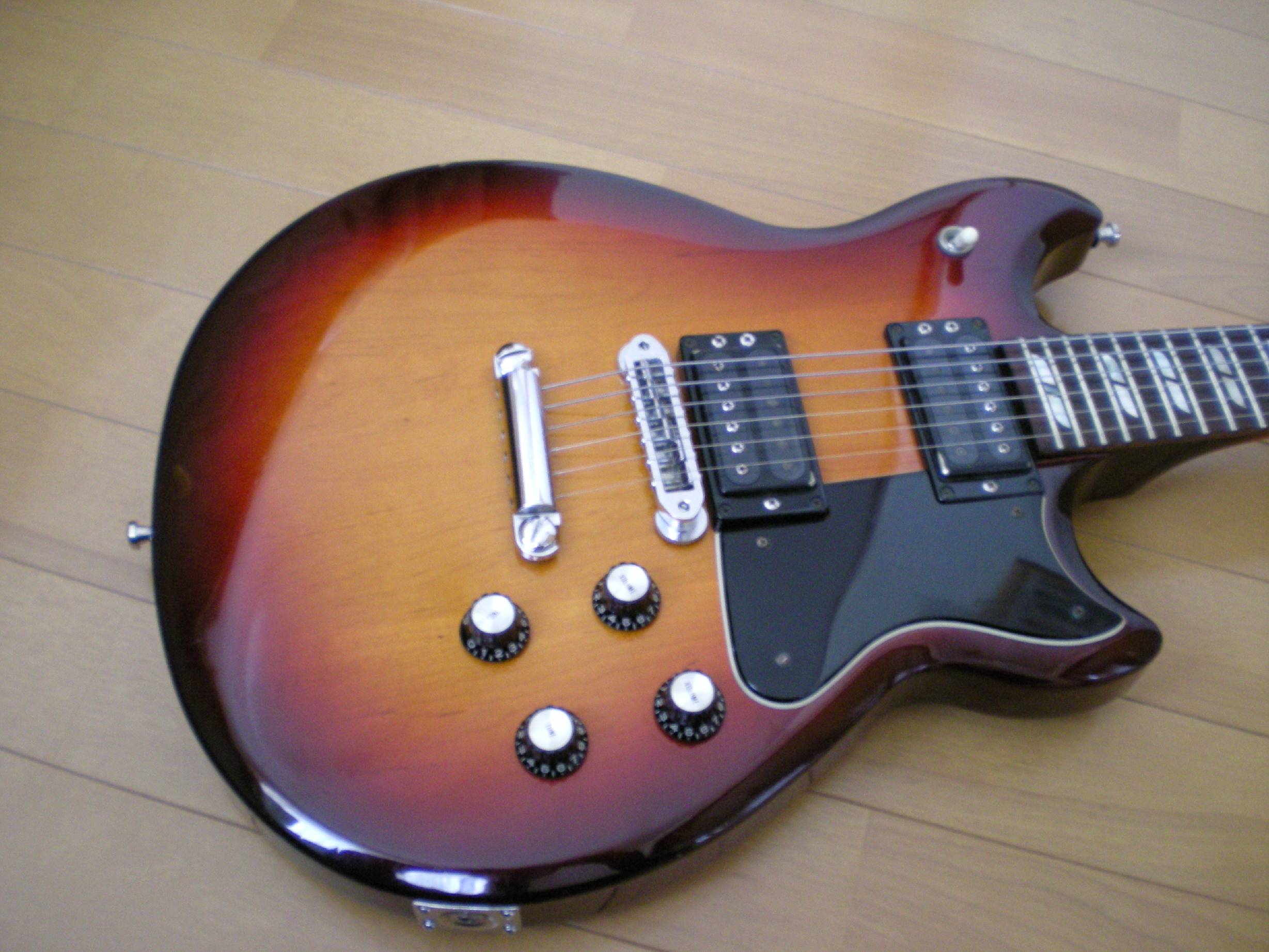 YAMAHA Flighter SF700 エレキギター レッド 音出し確認済 YAMAHA