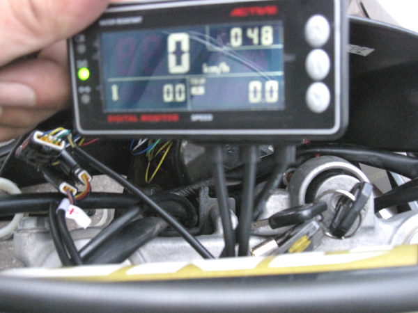 アクティブデジタルスピードメーターV4