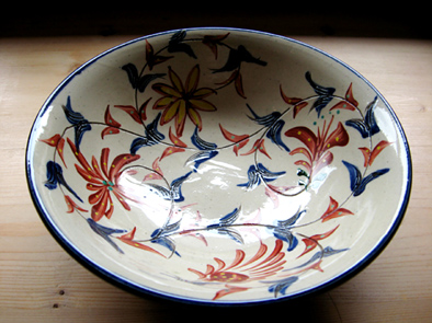 琉球壷屋焼 陶真窯 相馬正和 作 琉球赤絵魚文尺皿 【公式