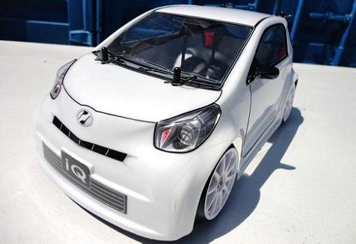 1/10 シェブロンモデルズトヨタIQ GRMN ラジコンボディ