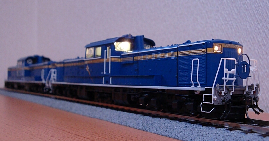 念願のカンタムDD！：天賞堂 DD51形 北斗星色 : Scenery with Train