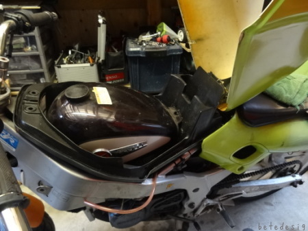 NS－1 NSR250タンク NS－1 NSR250タンク NS1にNSR250タンク