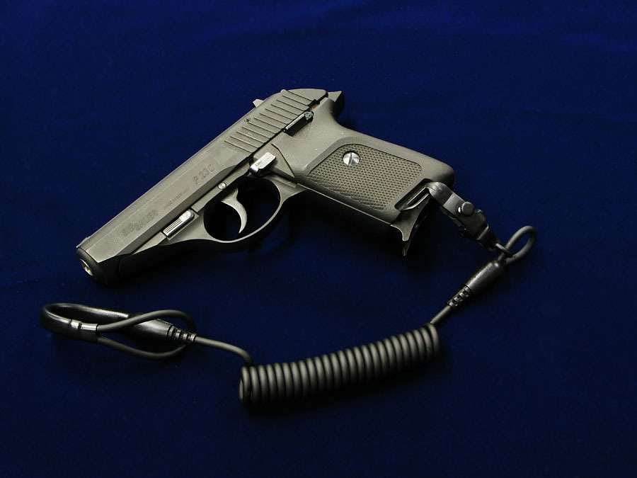 拳銃 ランヤード カールコード 警察 カールコード 拳銃 ランヤード