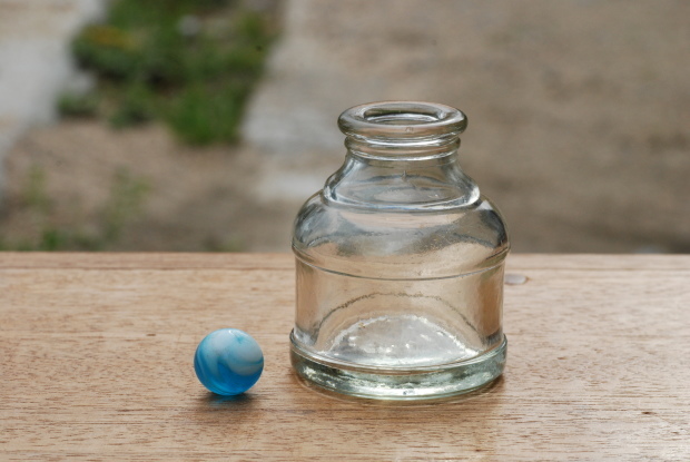 篠崎インキ古いインク瓶戦前右から書き紙箱付きインキ残り跡緩衝材付き