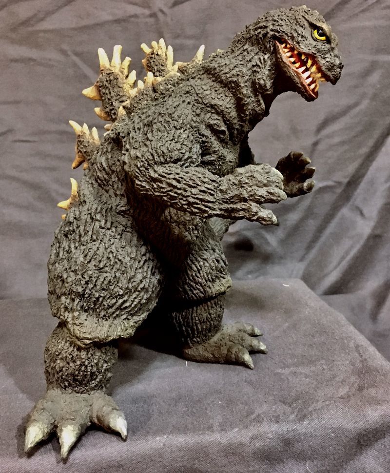 酒井ゆうじ造型工房 初代ゴジラ［電車くわえスチールバージョン］【未