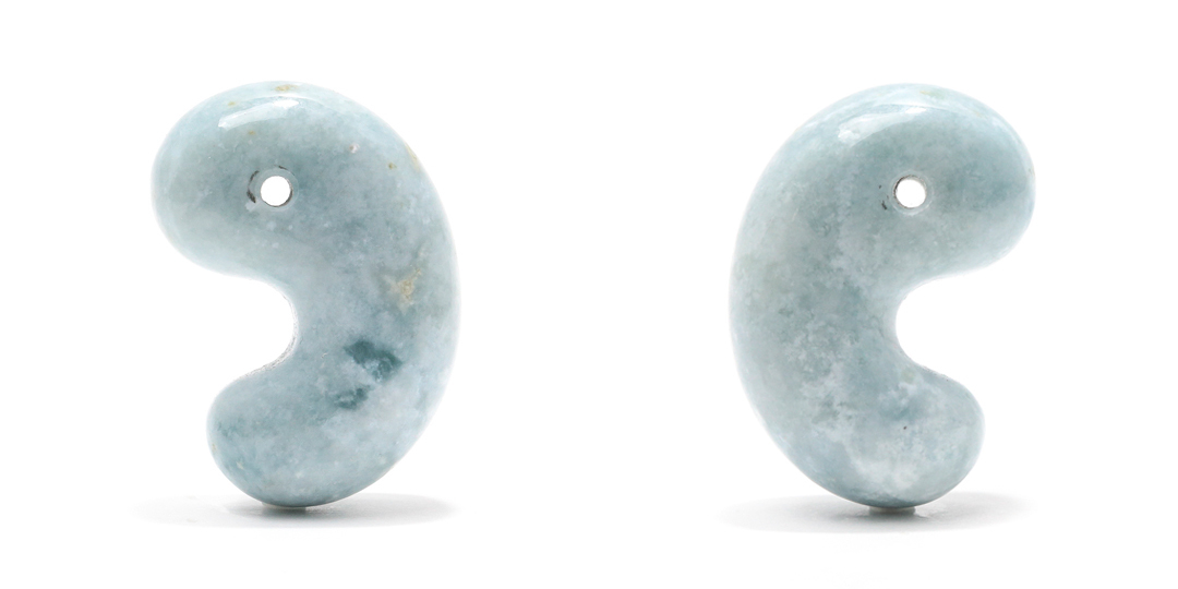 再登場】新潟県糸魚川産翡翠 入りコン沢ブルー : 石の音